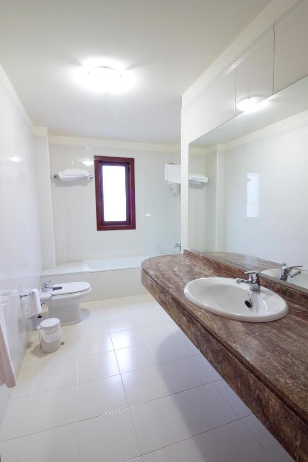 Hotel Torques Bergondo Luaran gambar